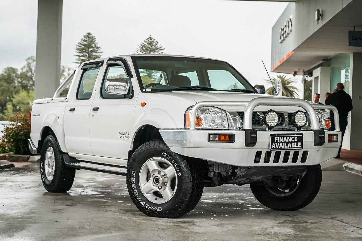 Nissan Navara image 1