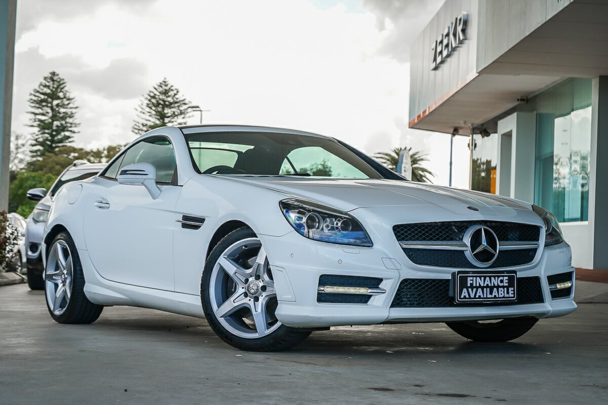 Mercedes Benz Slk-class image 1