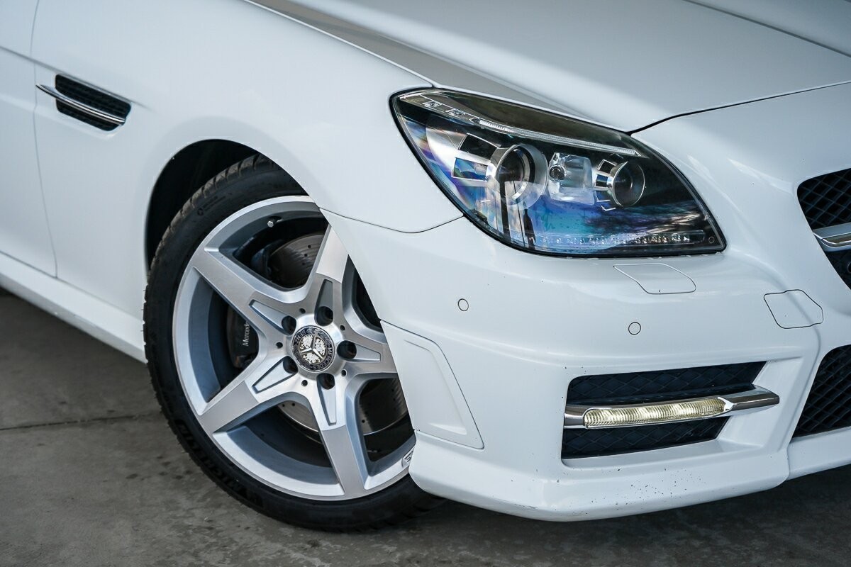 Mercedes Benz Slk-class image 3