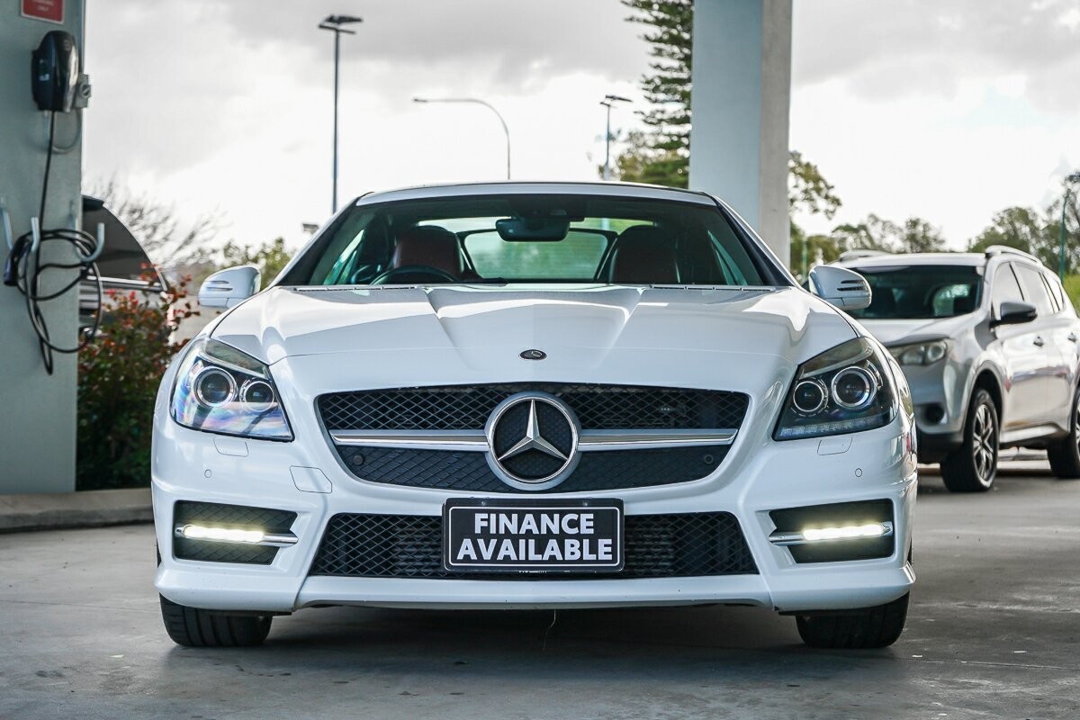 Mercedes Benz Slk-class image 4