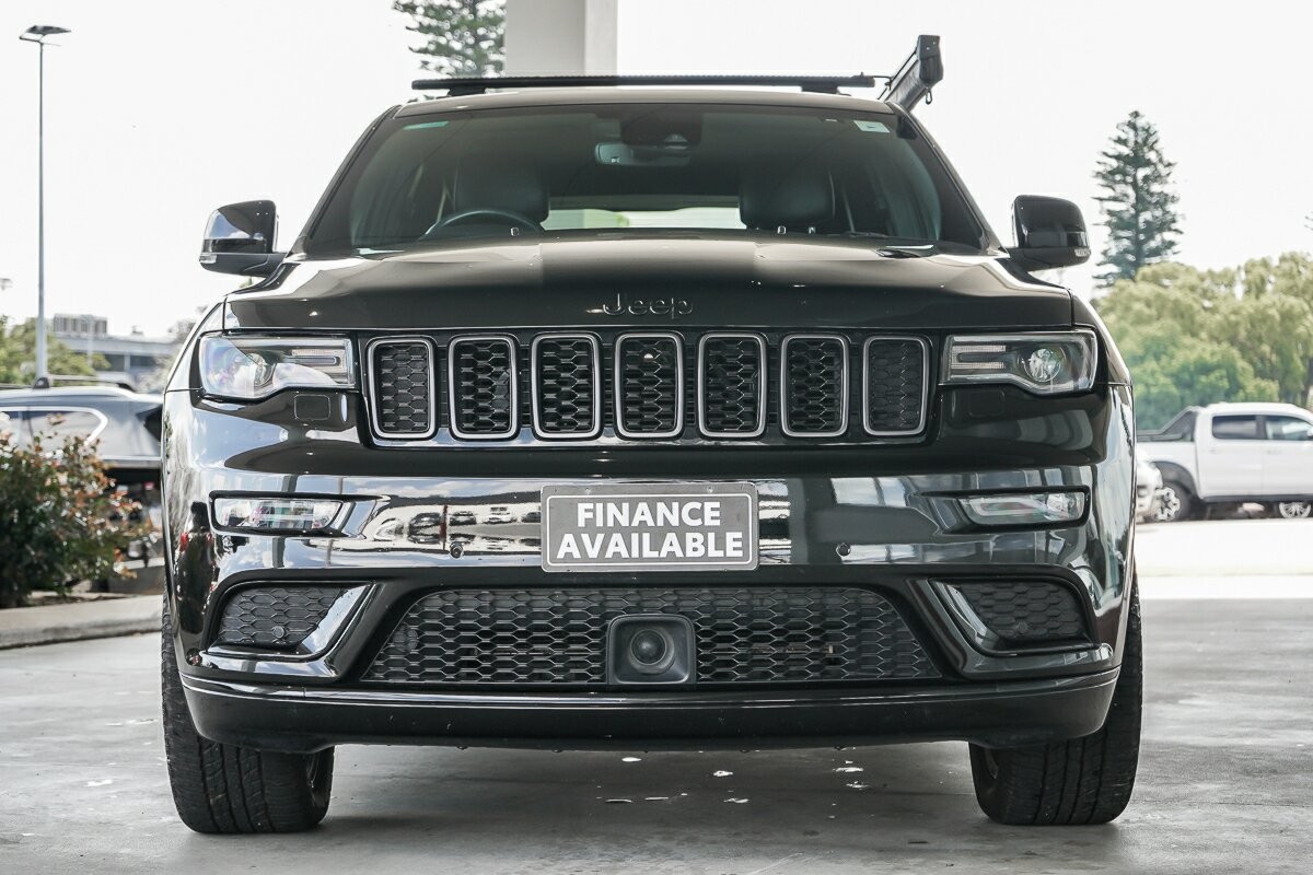 Jeep Grand Cherokee image 3