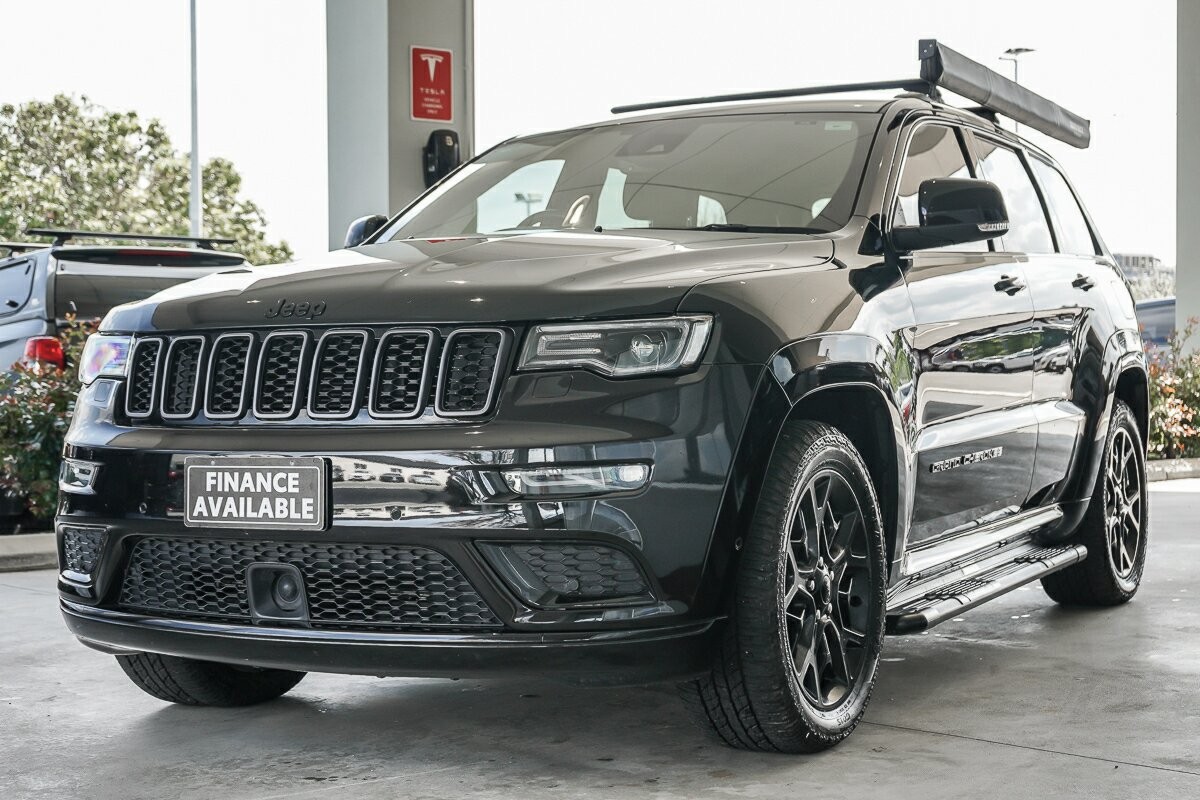 Jeep Grand Cherokee image 4