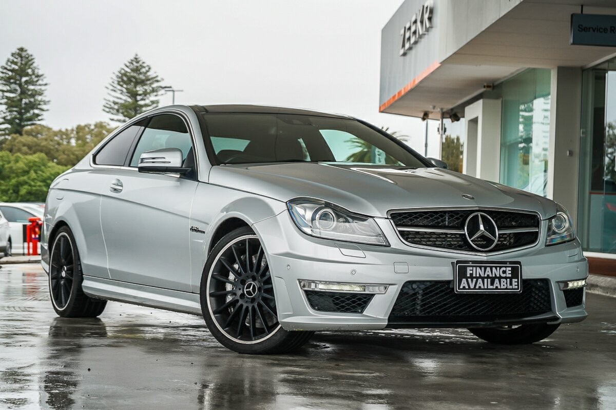 Mercedes Benz C-class image 1