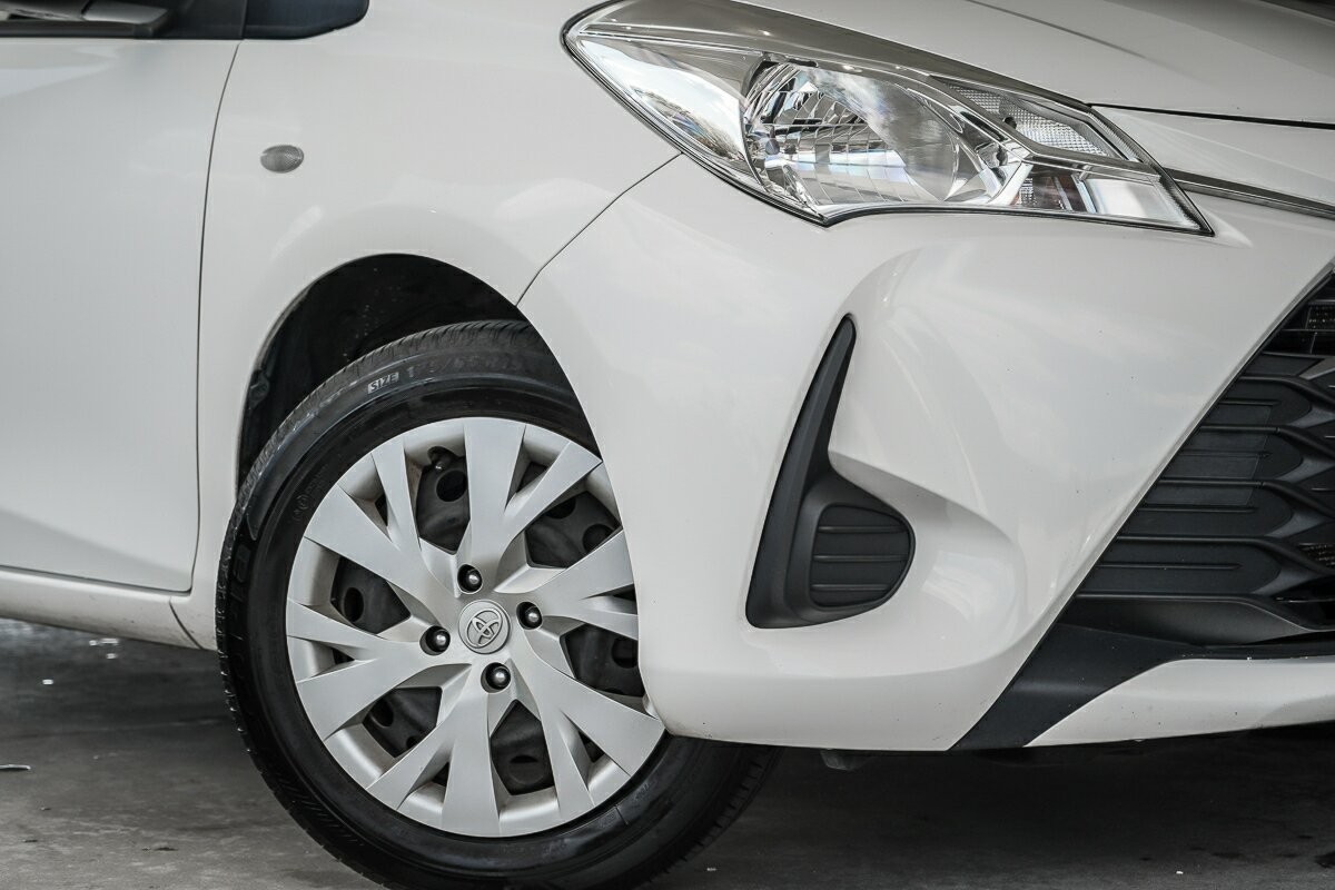 Toyota Yaris image 2