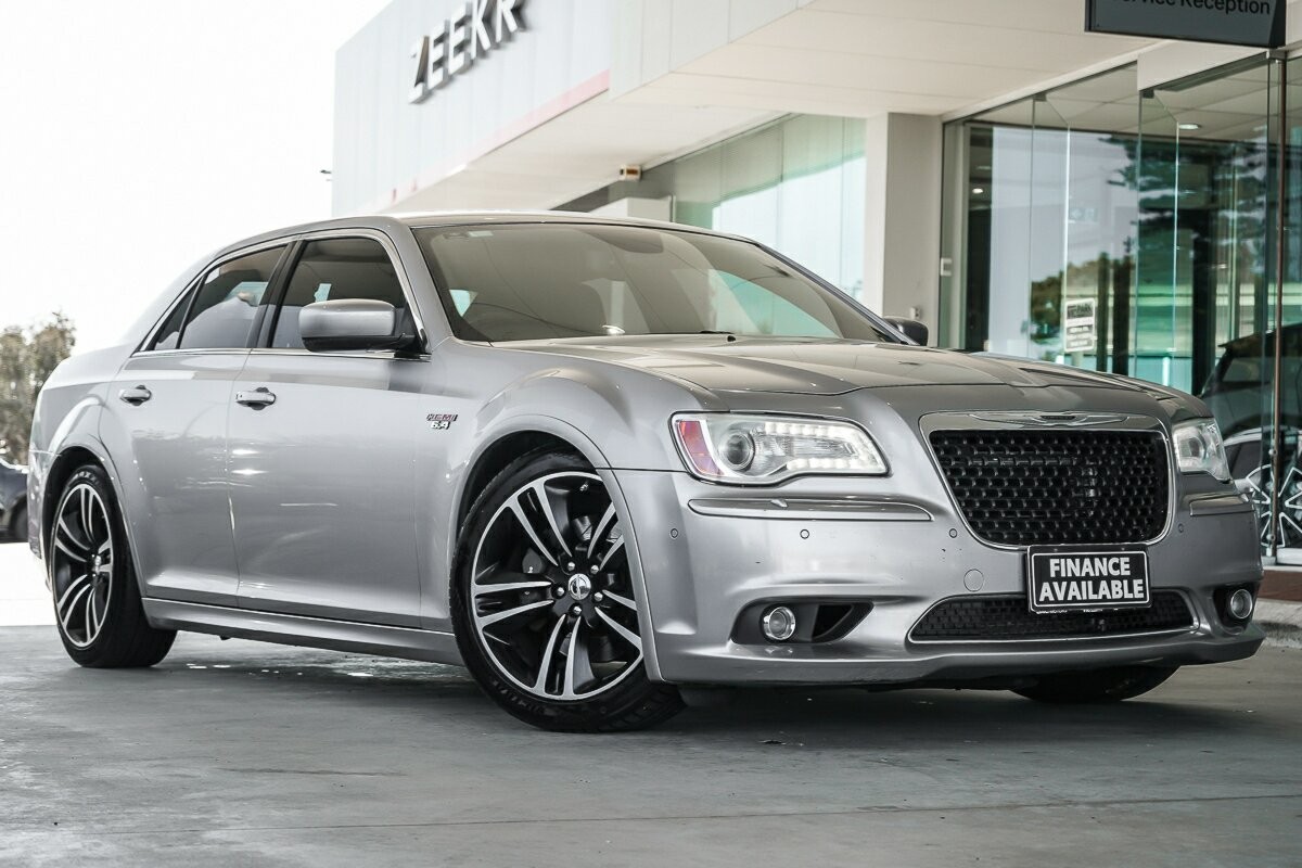Chrysler 300 image 1