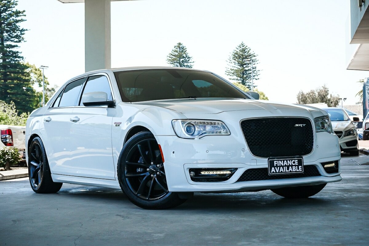 Chrysler 300 image 1