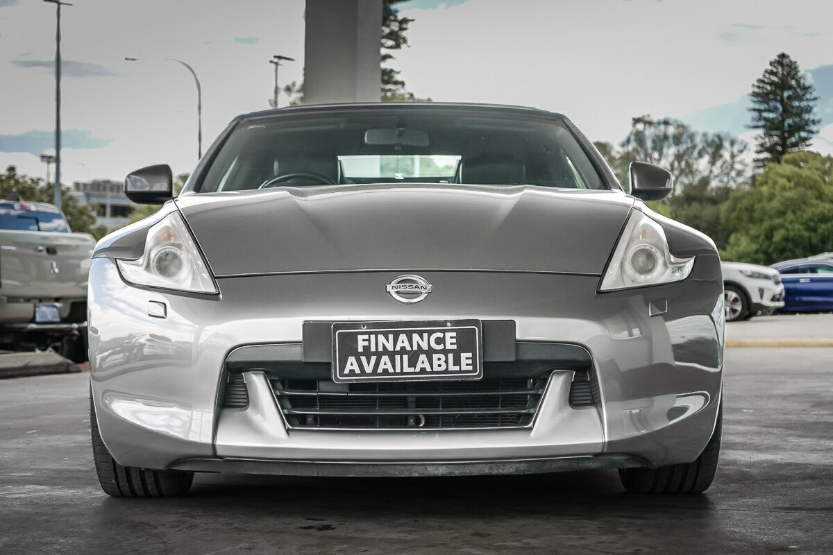 Nissan 370z image 3