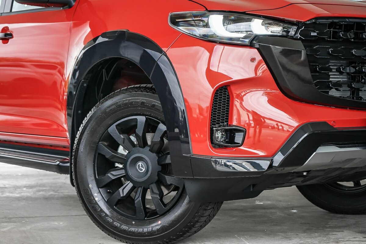 Mazda Bt-50 image 2