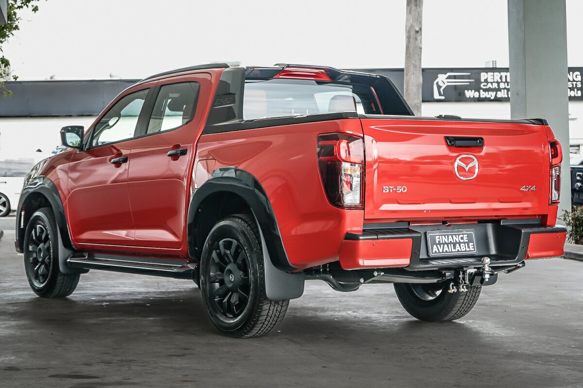 Mazda Bt-50 image 4