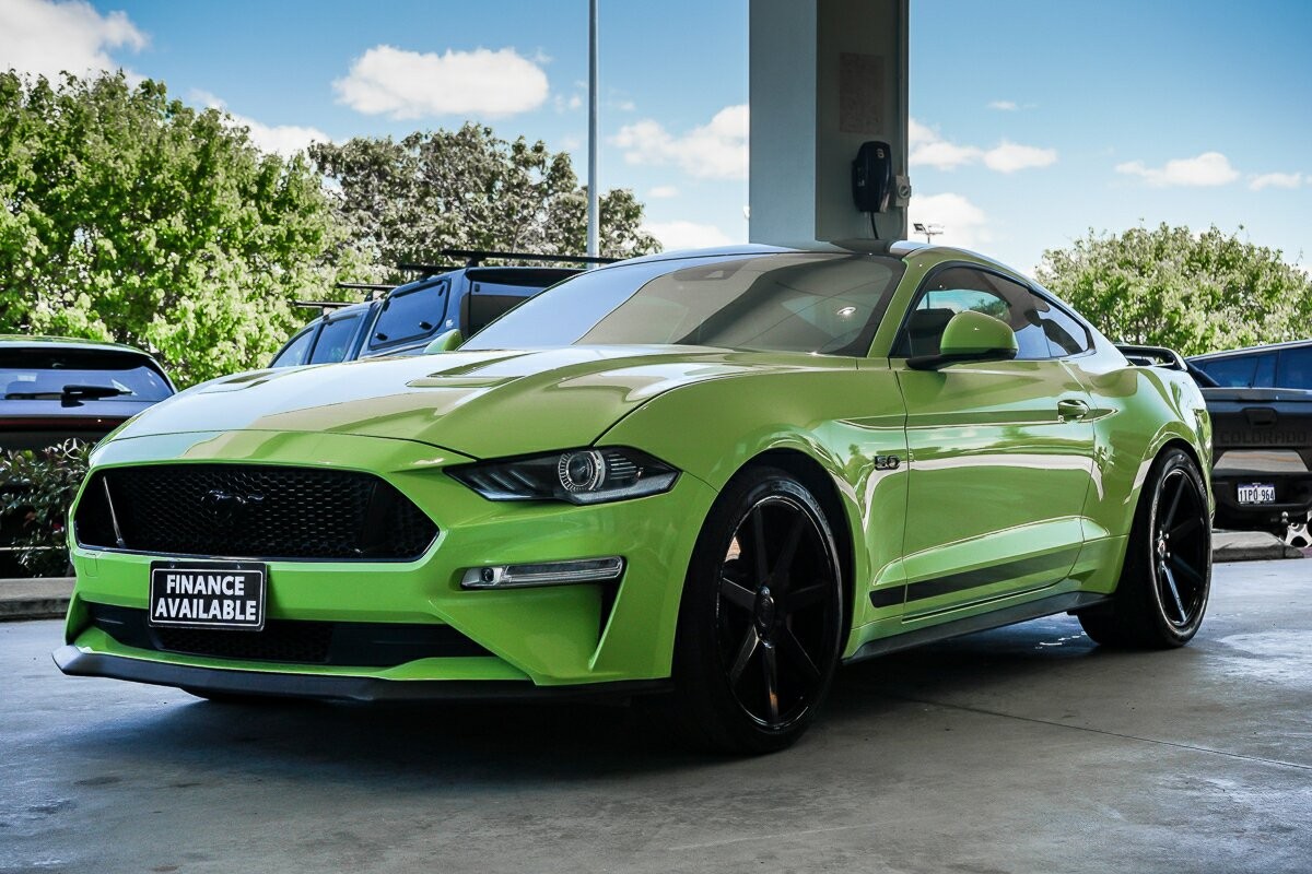 Ford Mustang image 3