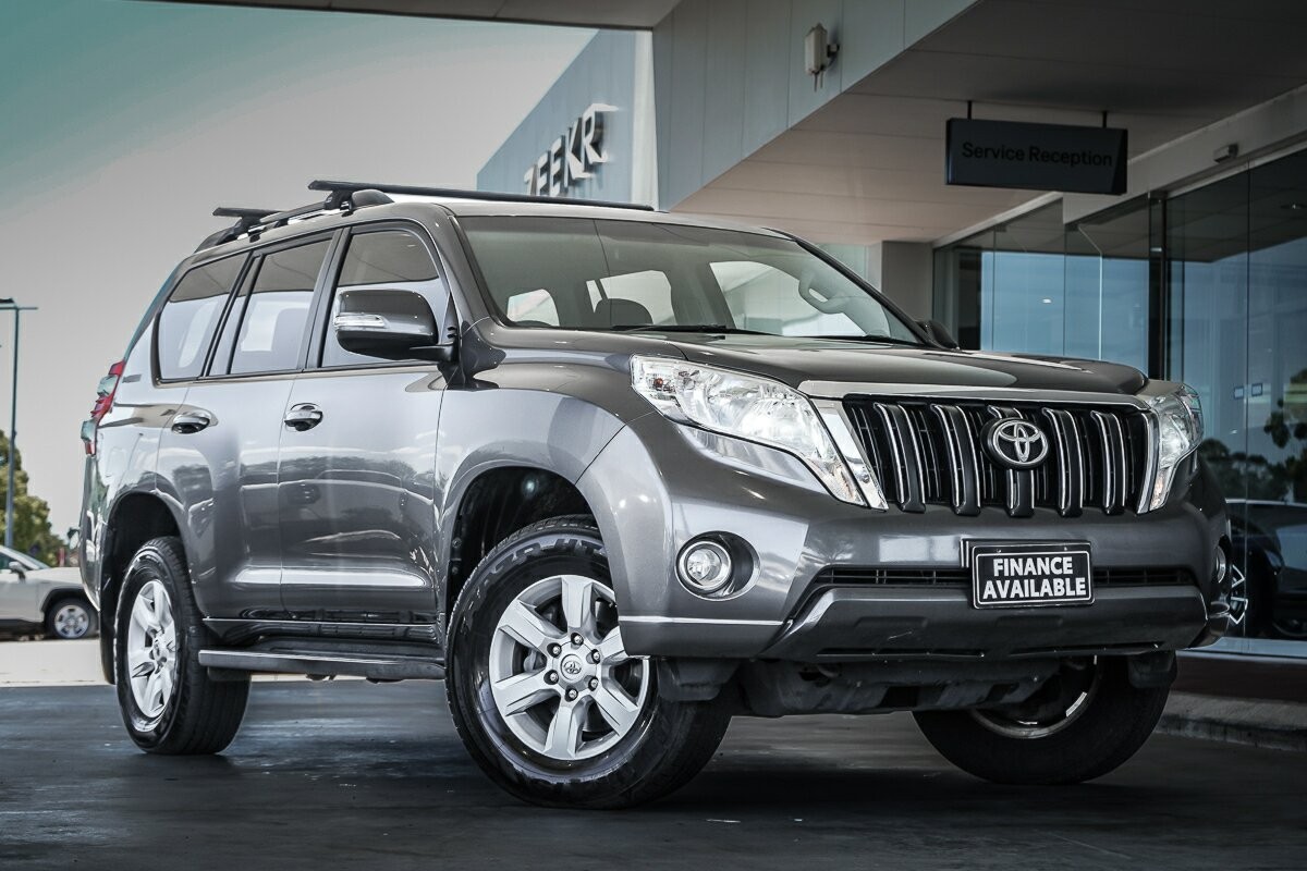 Toyota Landcruiser Prado image 1