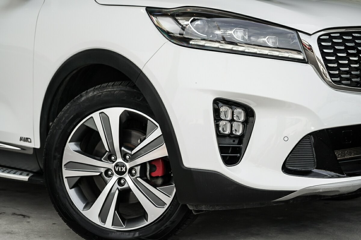 Kia Sorento image 2
