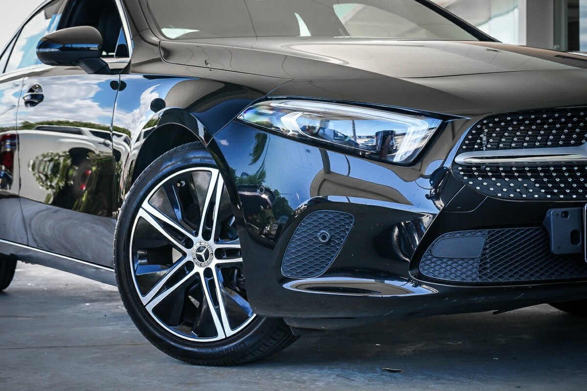 Mercedes Benz A-class image 2