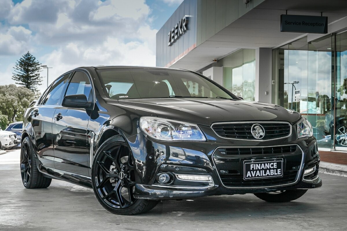 Holden Commodore image 1