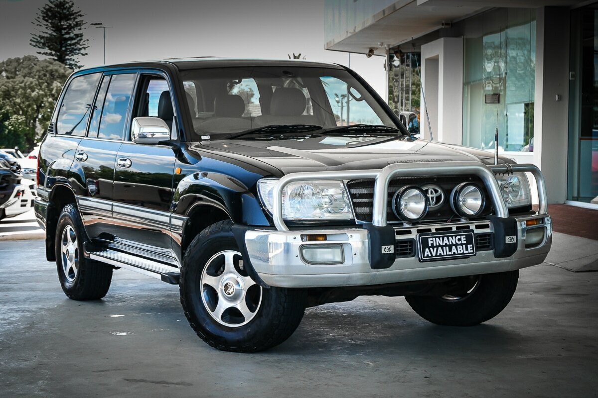 Toyota Landcruiser image 1