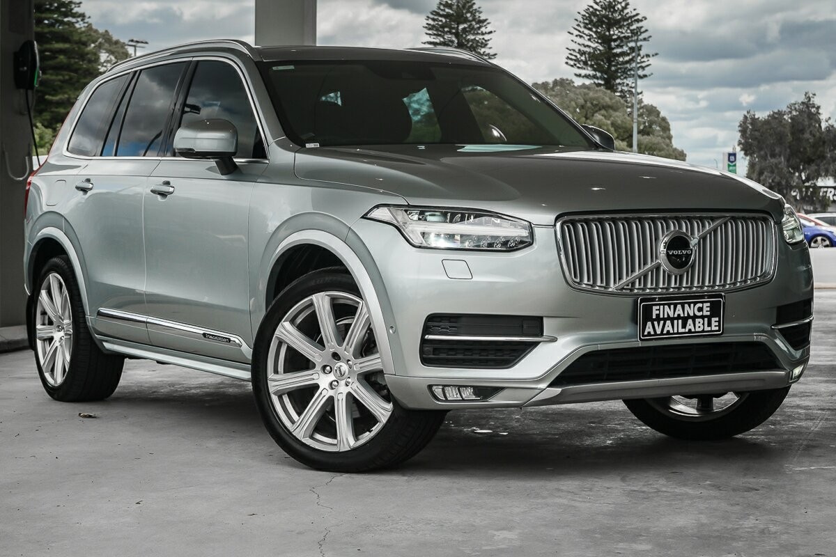 Volvo Xc90 image 1