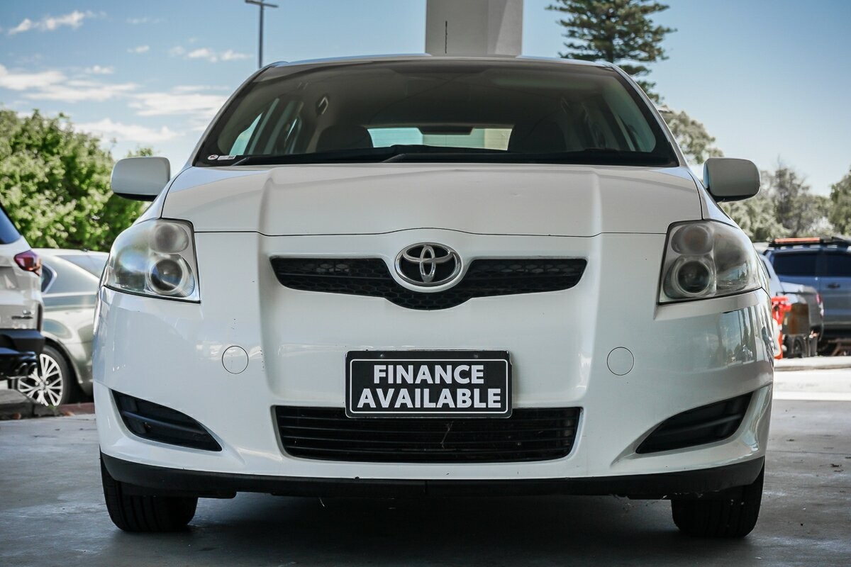 Toyota Corolla image 3