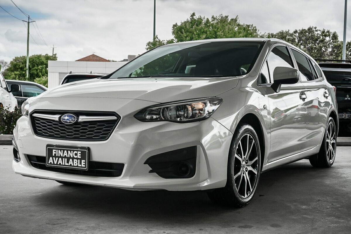 Subaru Impreza image 4