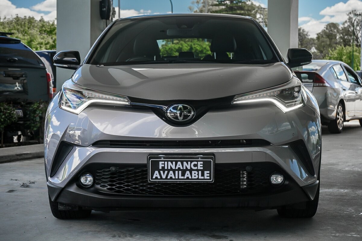 Toyota C-hr image 3
