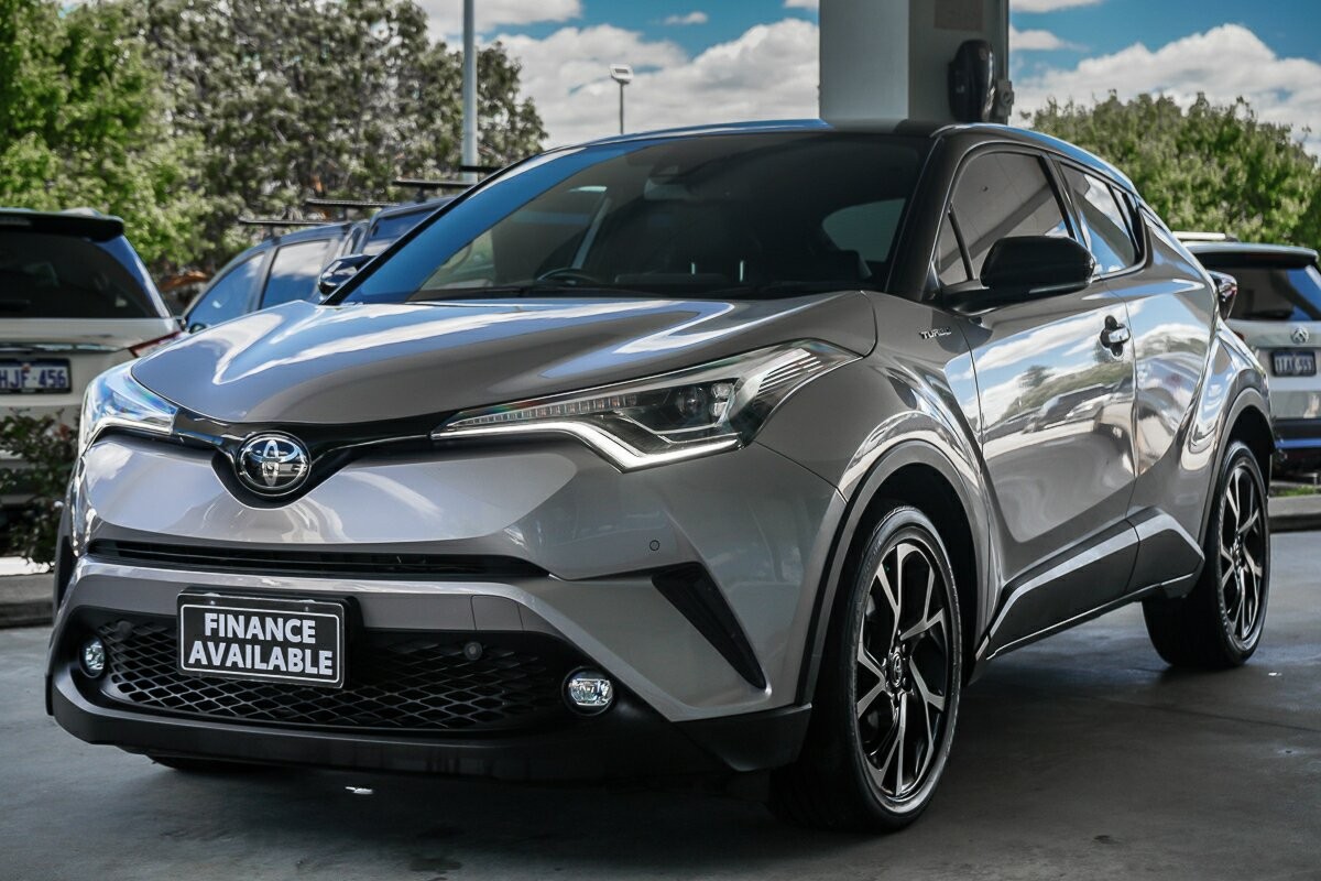 Toyota C-hr image 4