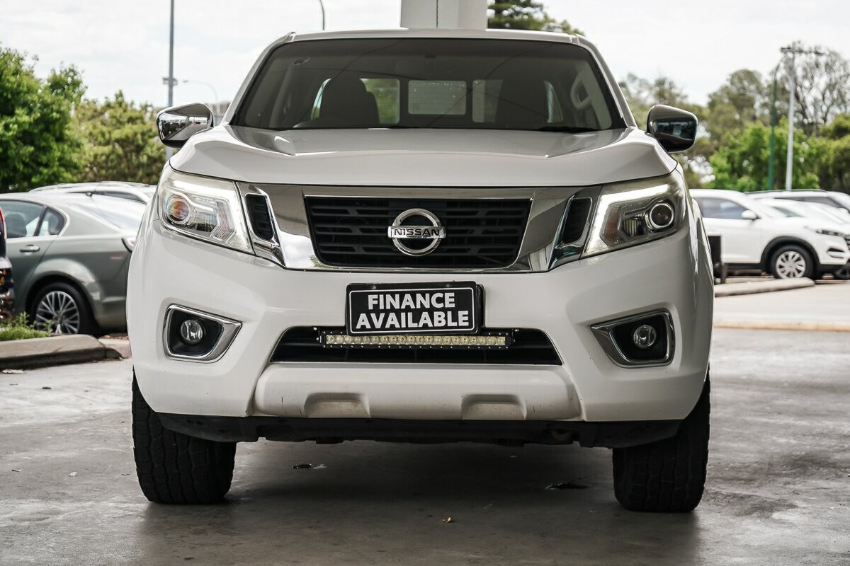 Nissan Navara image 3