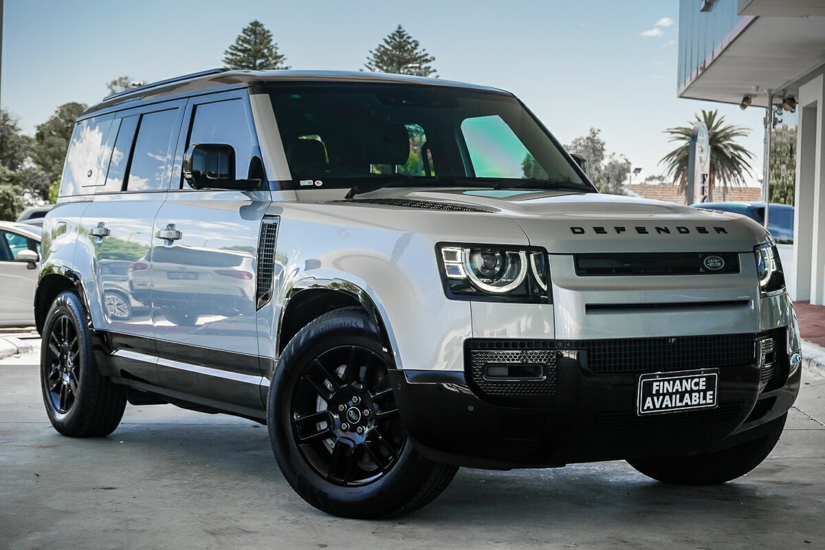 Land Rover Defender image 1