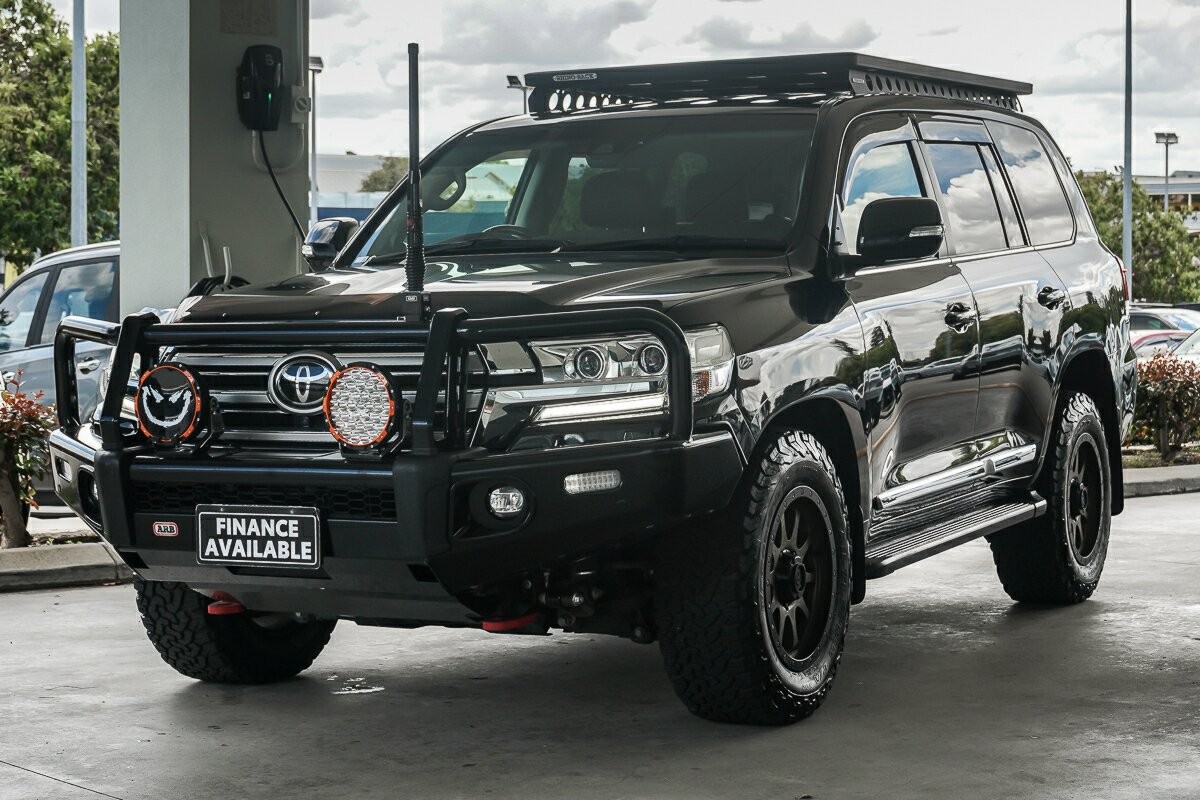Toyota Landcruiser image 4