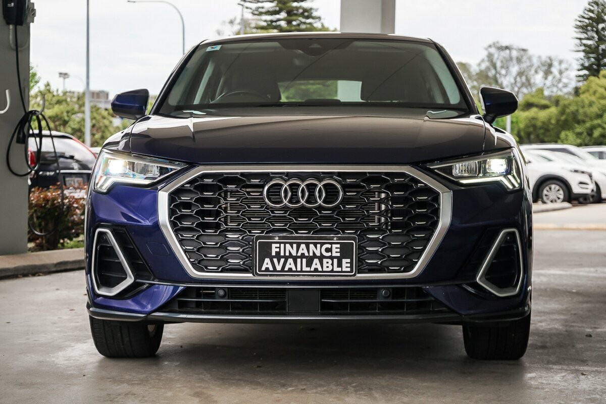 Audi Q3 image 3