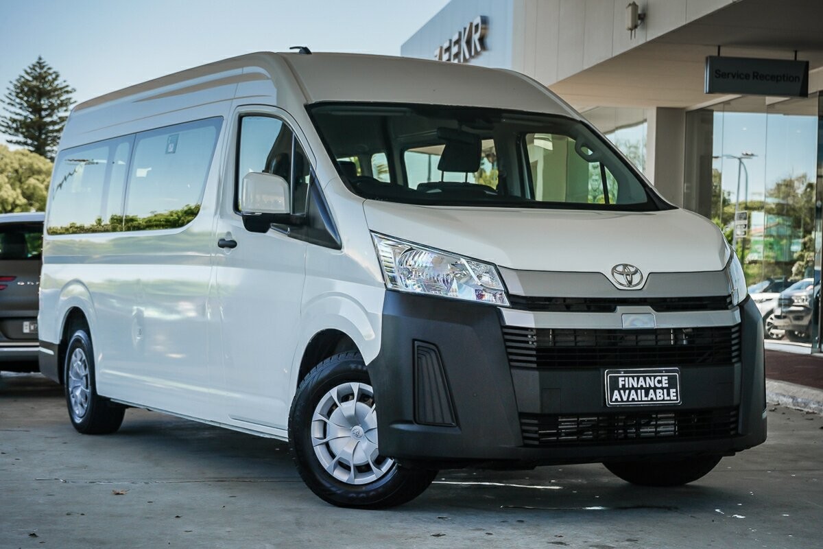 Toyota Hiace image 1