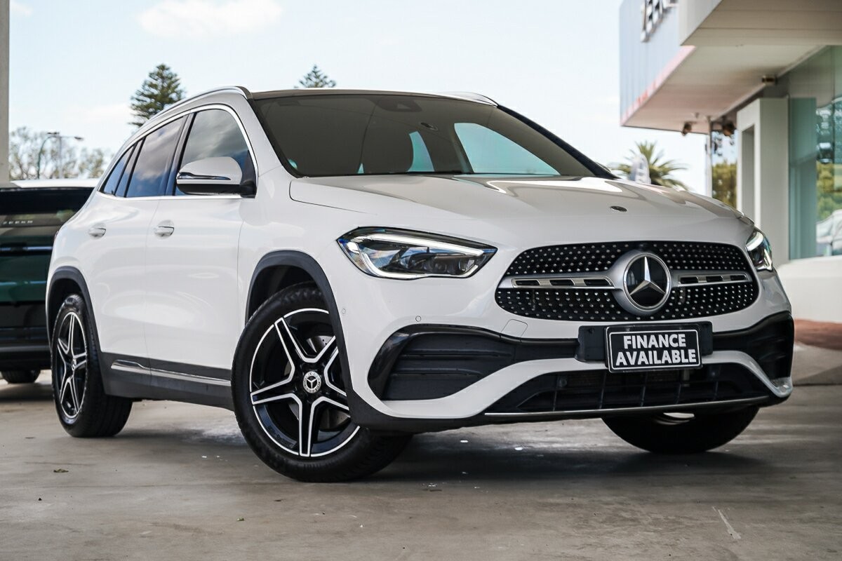 Mercedes Benz Gla-class image 1