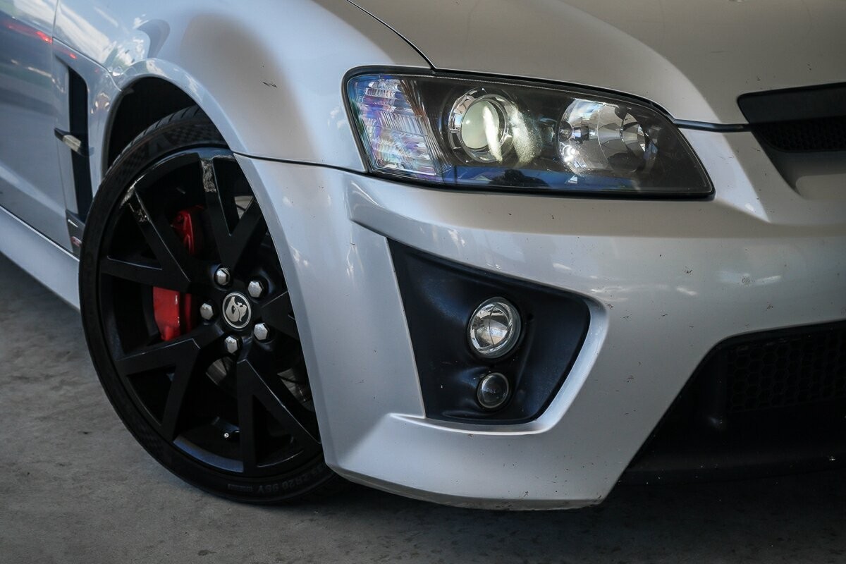 Holden Special Vehicles Gts image 2