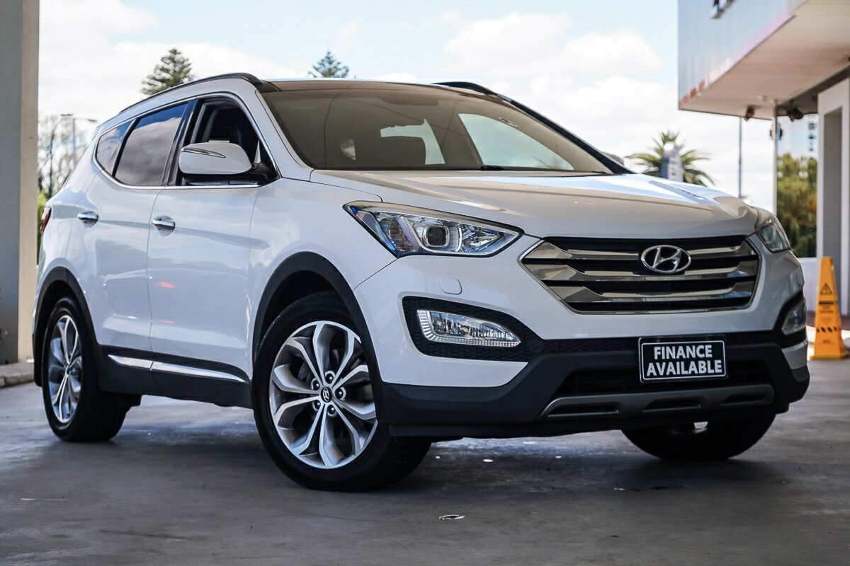 Hyundai Santa Fe image 1