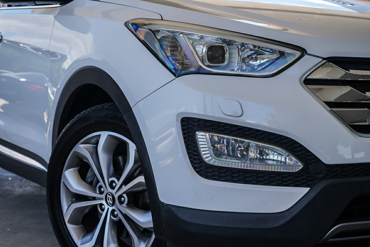 Hyundai Santa Fe image 2