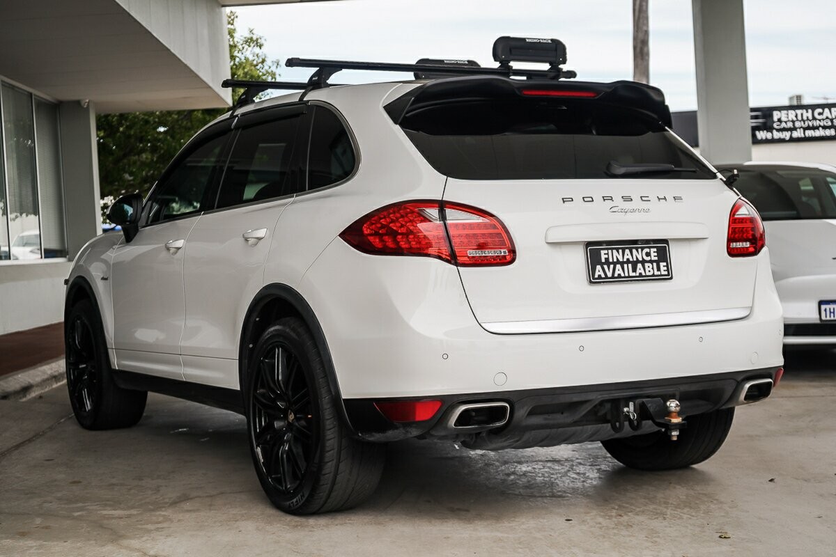 Porsche Cayenne image 4