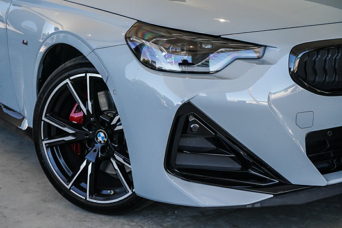 BMW 2 Series image 2