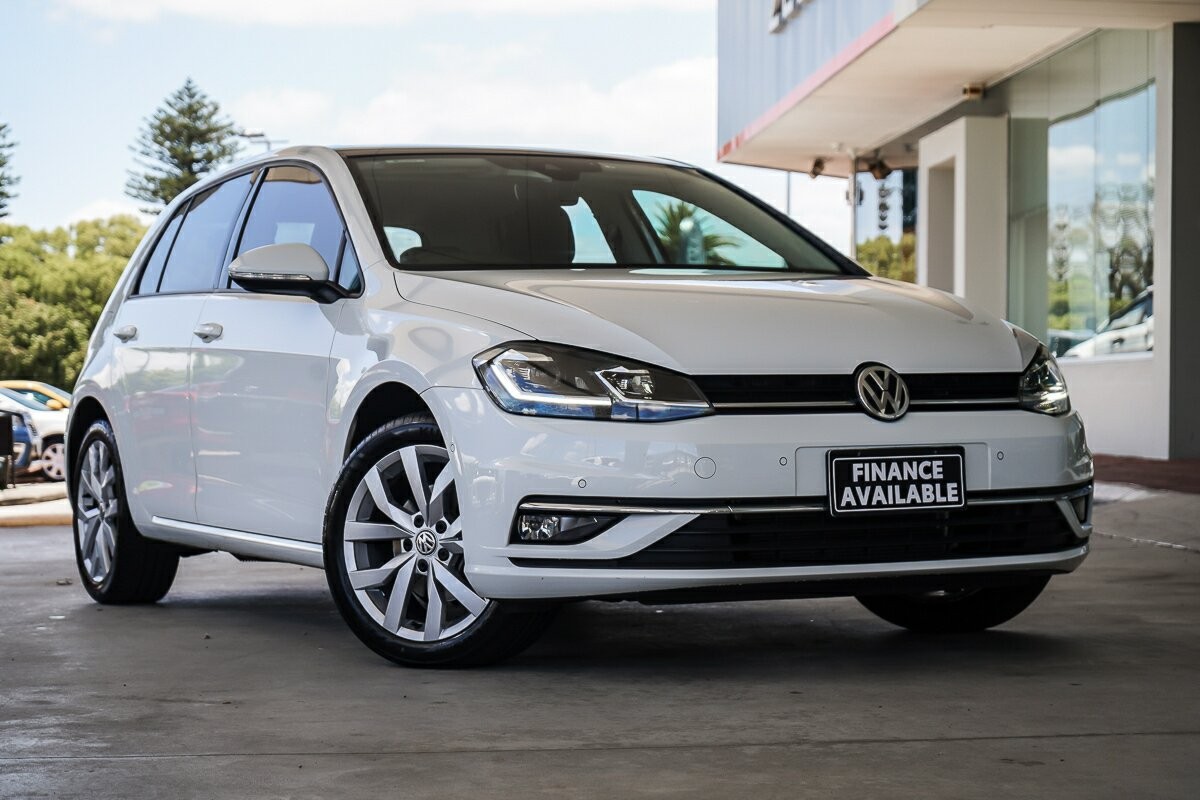 Volkswagen Golf image 1
