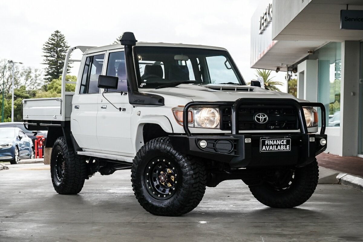 Toyota Landcruiser image 1