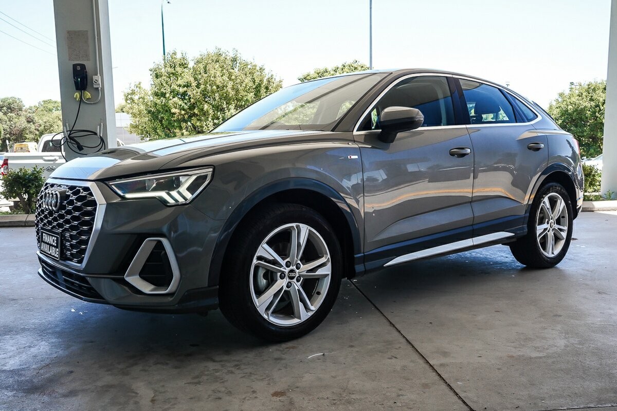 Audi Q3 image 4