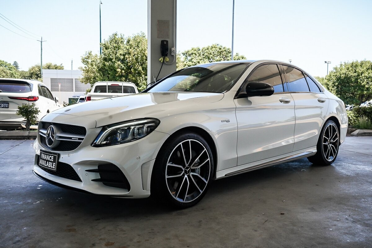 Mercedes Benz C-class image 4