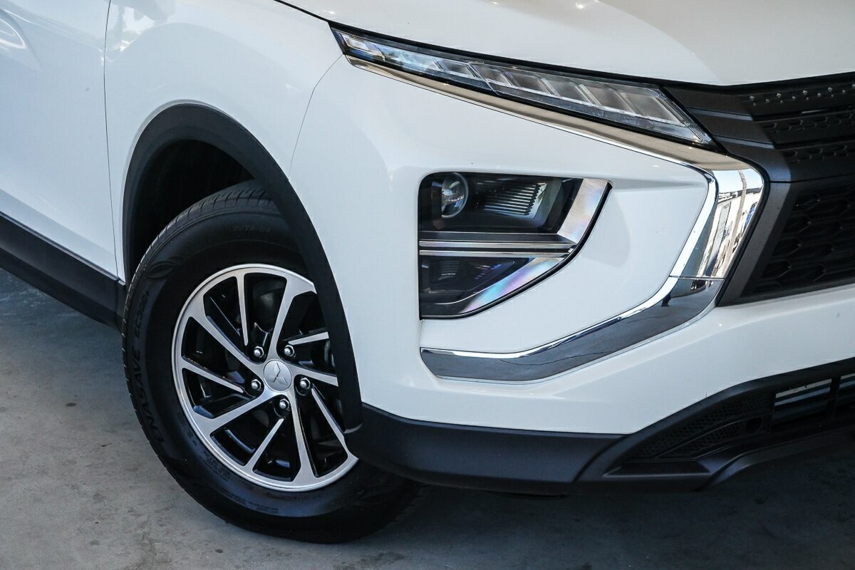 Mitsubishi Eclipse Cross image 2