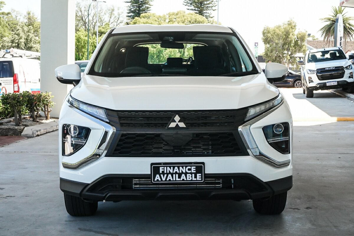 Mitsubishi Eclipse Cross image 3