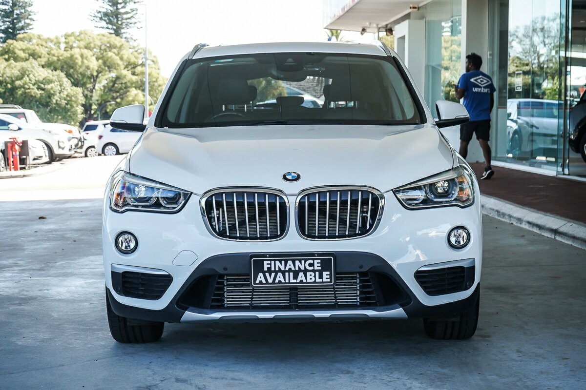 BMW X1 image 3