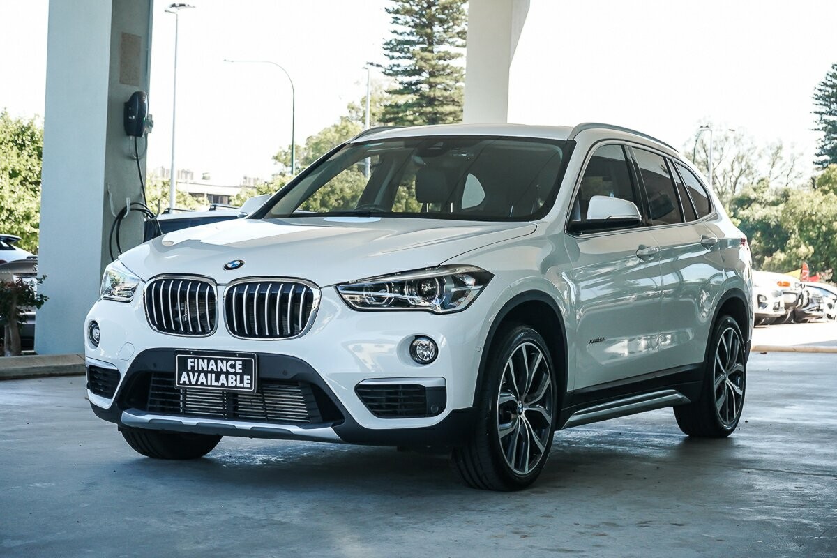 BMW X1 image 4