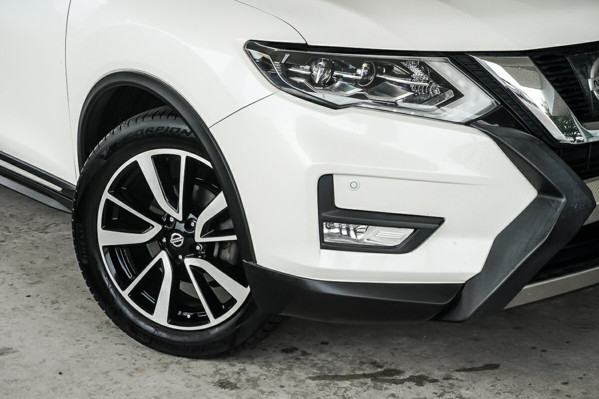 Nissan X-trail image 2