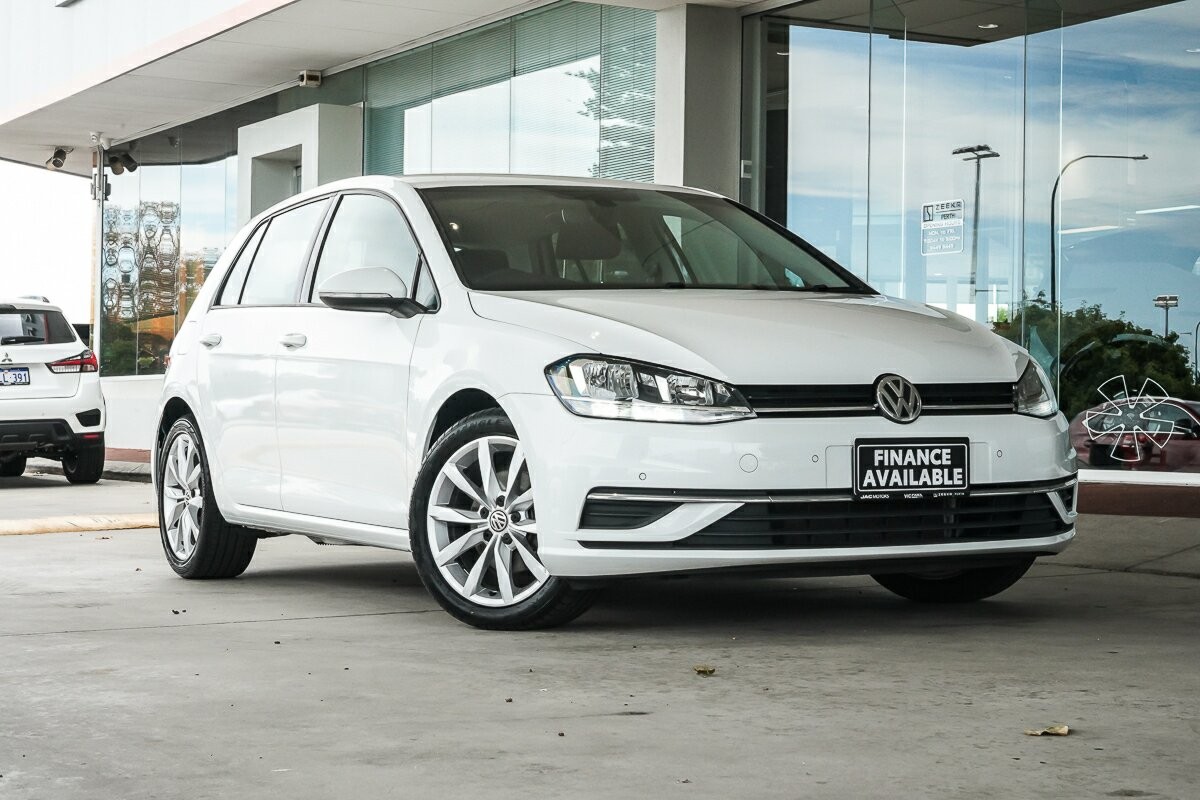 Volkswagen Golf image 1