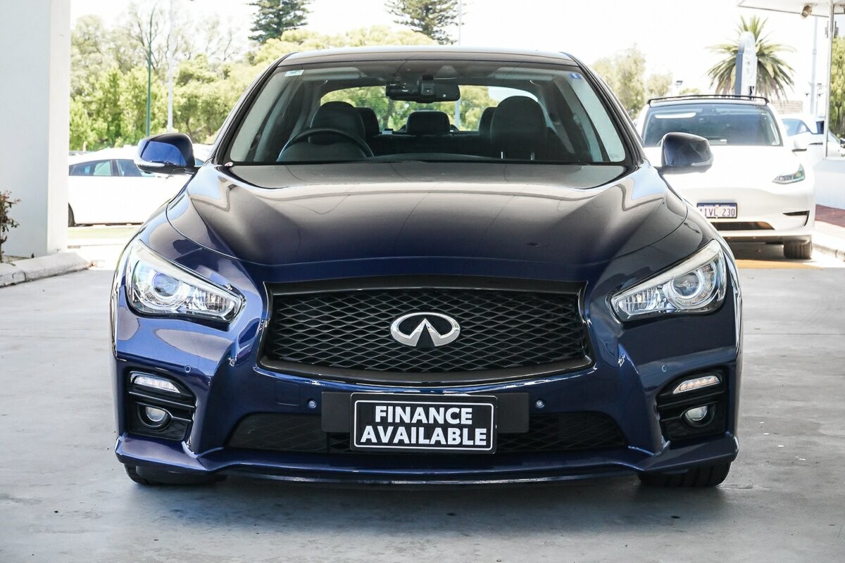 Infiniti Q50 image 3