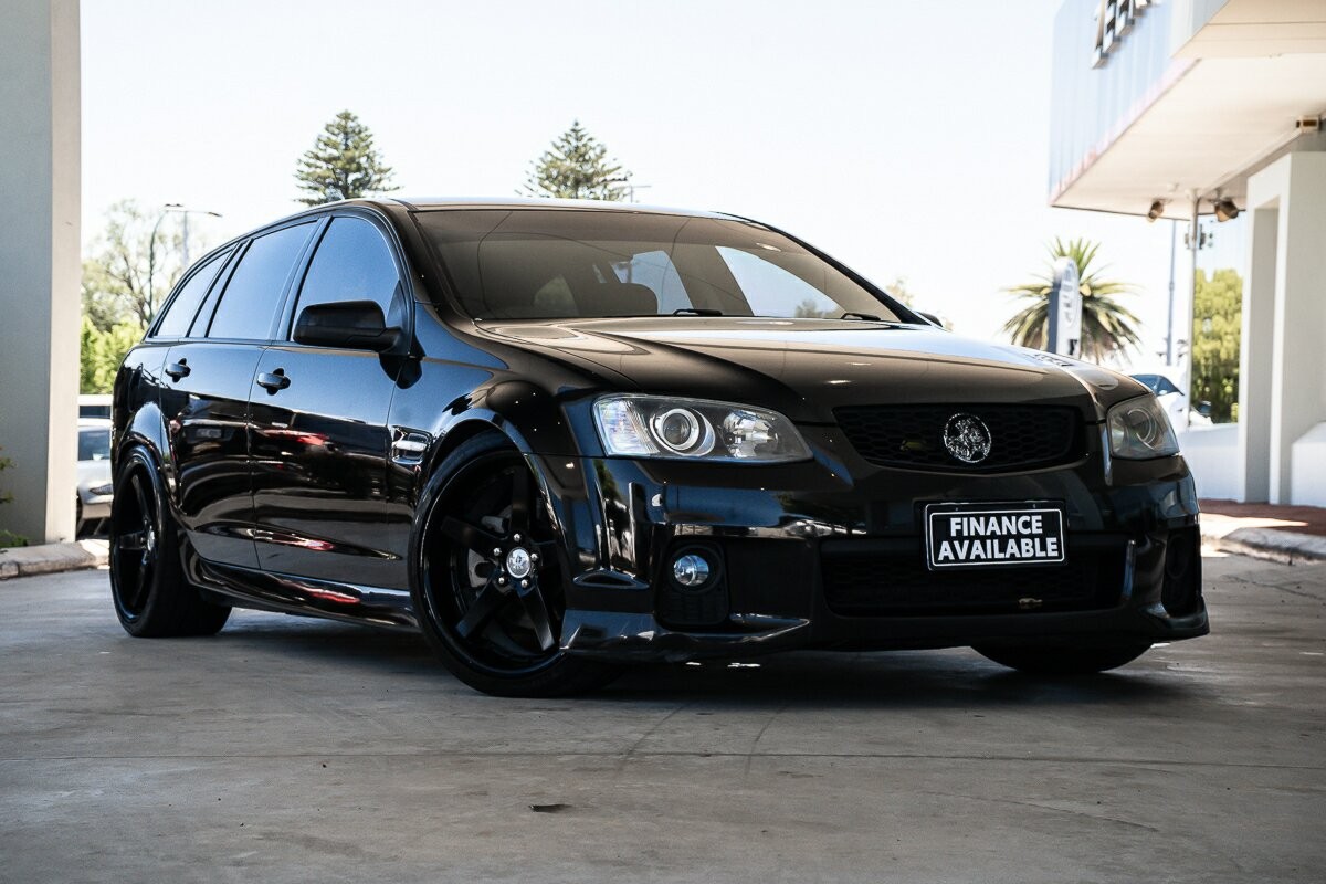 Holden Commodore image 1