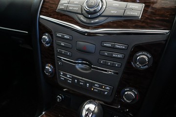 https://vehicle-cdn.autoleague.cloud/31373_U309434_24.jpg