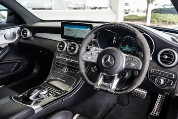 https://vehicle-cdn.autoleague.cloud/31373_U309438_13.jpg