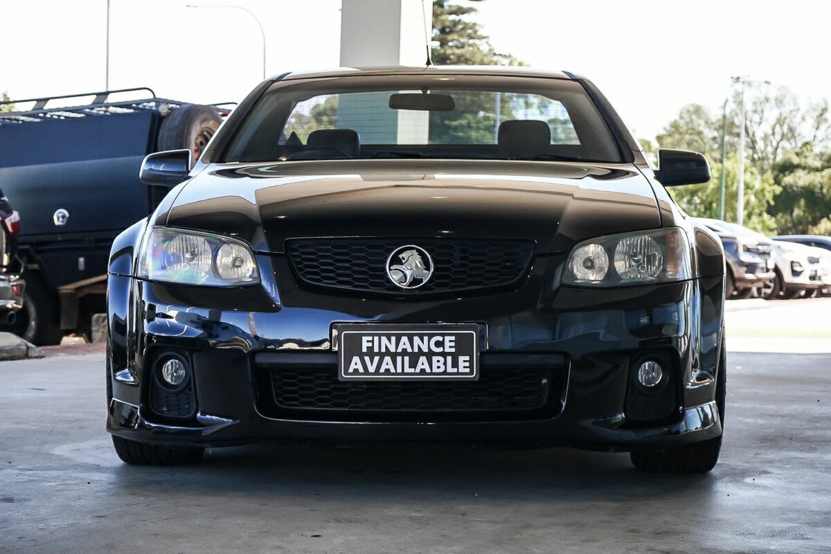 Holden Ute image 3